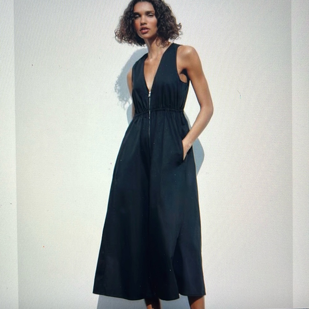 Cut-out dress, XS, NWT